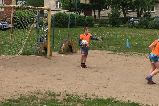 В микрорайоне «ДХЗ» прошел веселый детский праздник фото 6