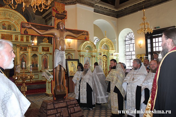 В Кинешме встретили участников всероссийского автомобильного крестного хода «Святая Русь» фото 6