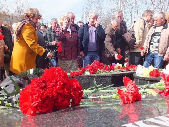 Состоялись памятные мероприятия, посвящённые годовщине со дня катастрофы в Чернобыле фото 12