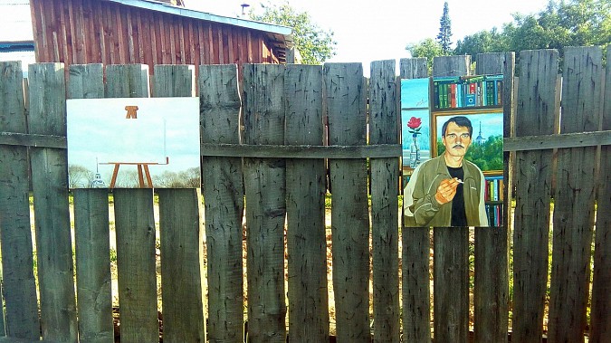 Наволокский художник организовал выставку у себя во дворе фото 2