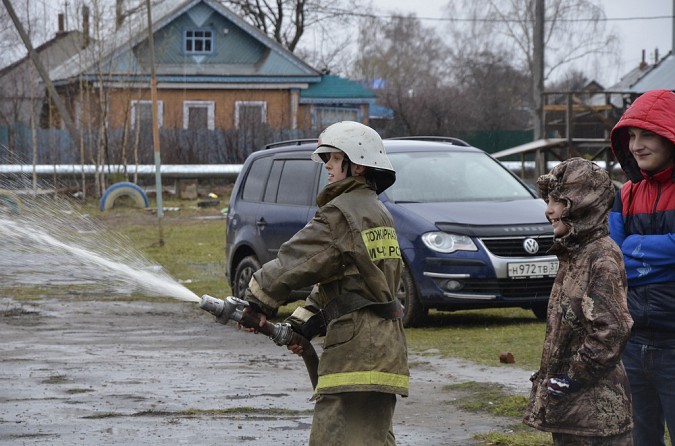 В Заволжске состязались юные пожарные фото 5