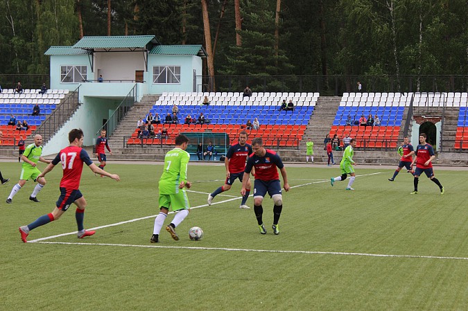 Кинешемский «Волжанин» в День города вышел на поле в новой форме фото 5