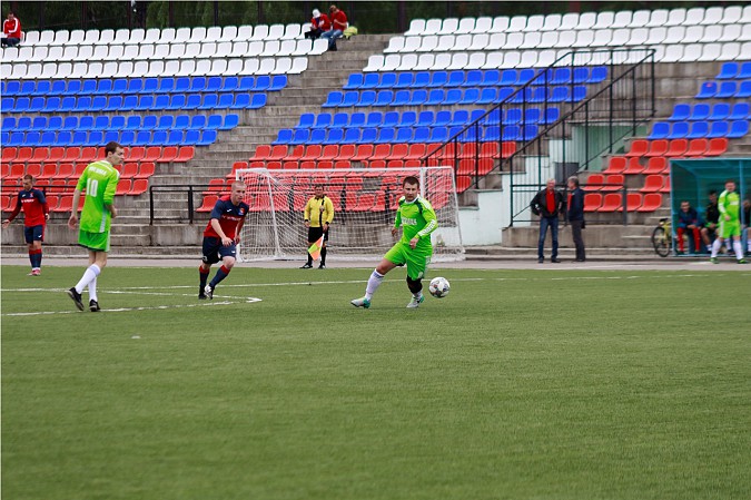 Кинешемский «Волжанин» в День города вышел на поле в новой форме фото 2