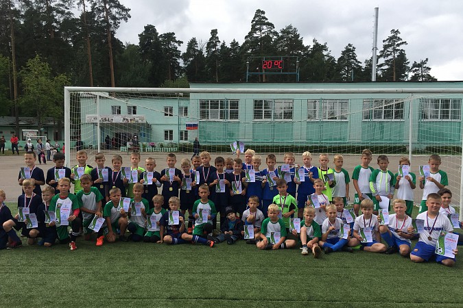 В Кинешме прошел первый футбольный турнир памяти Евгения Шувалова фото 2