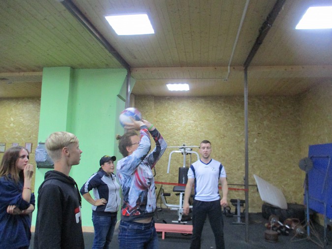 Ребята из детского дома побывали в Православном спортивном клубе фото 3