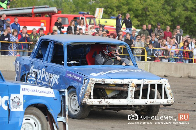 В Кинешме в четвертый раз прошли гладиаторские бои машин фото 71