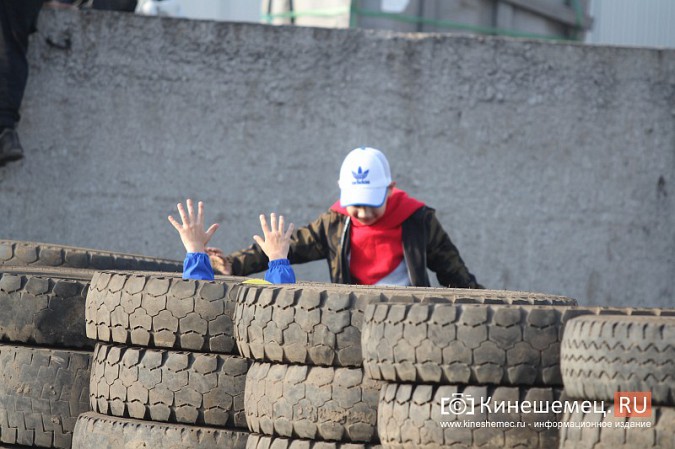 В Кинешме в четвертый раз прошли гладиаторские бои машин фото 57