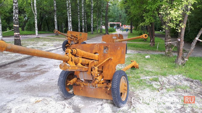 Пушки и танки в кинешемском парке готовят к покраске фото 4