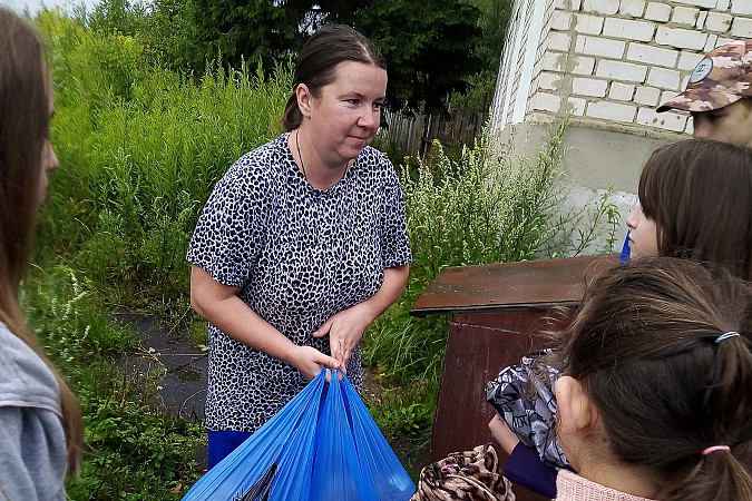Воспитанники кинешемского детского дома купили корм приюту для животных фото 5