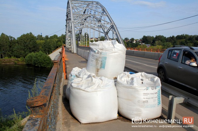 Никольский мост будут не только перекрашивать - выявлен целый букет недоделок фото 9