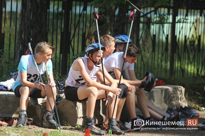 Спортсмены Ивановской области соревновались в Кинешме на лыжероллерах и роликовых коньках фото 29