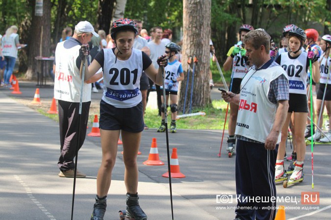 Спортсмены Ивановской области соревновались в Кинешме на лыжероллерах и роликовых коньках фото 26