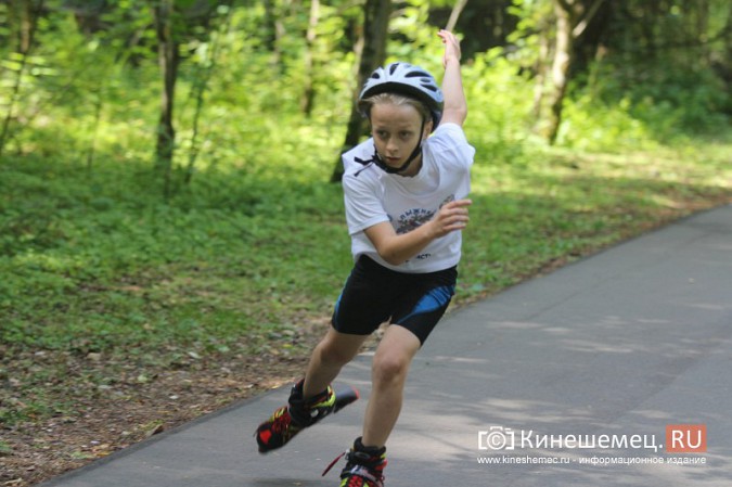 Спортсмены Ивановской области соревновались в Кинешме на лыжероллерах и роликовых коньках фото 15