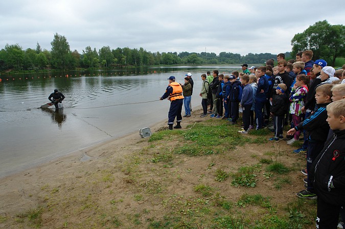 На кинешемском пляже прошла акция «Научись плавать» фото 3