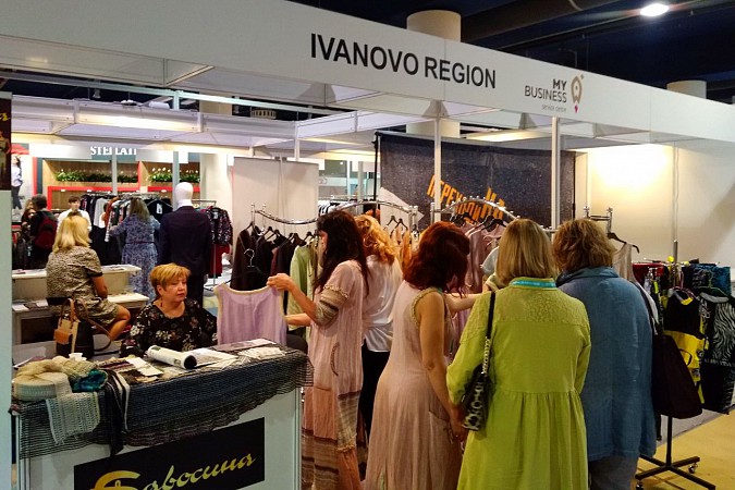 Кинешемское предприятие выставило свою продукцию на крупной выставке моды фото 4