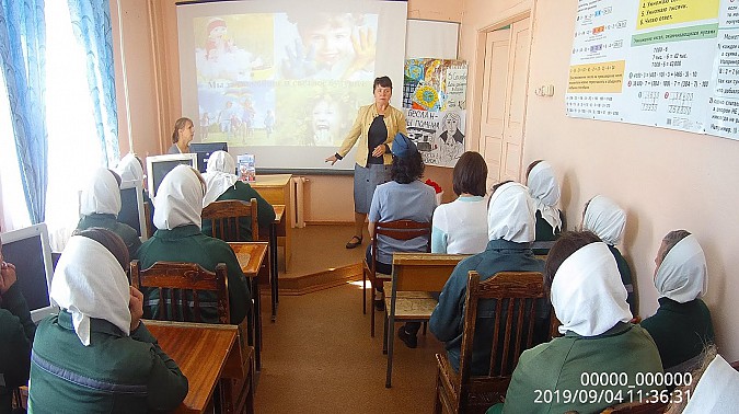 Елена Потехина поработала над духовным ростом осужденных женской колонии фото 4