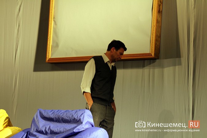 В пятницу 13-го кинешемские зрители посмотрели спектакль с Андреем Чернышевым фото 11