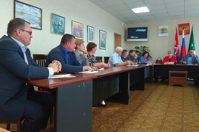 Депутаты предложили мэрии Кинешмы купить спорткомплекс в районе «Фабрика №1» фото 2