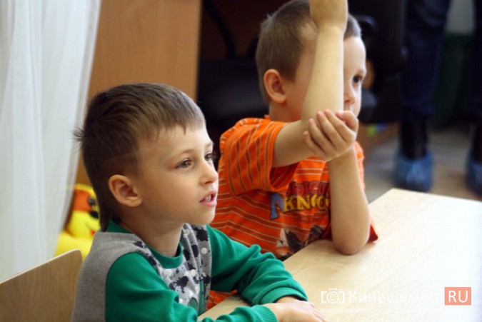 Станислав Воскресенский посетил в Кинешме новый детский сад фото 15