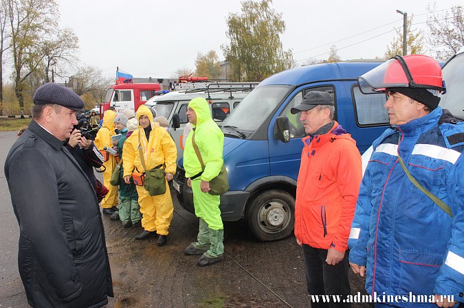 Глава Кинешмы дал положительную оценку городским силам экстренного реагирования фото 4