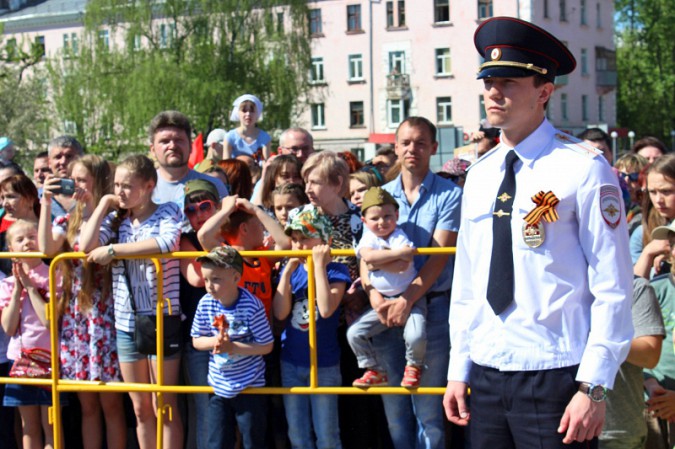 Более тысячи человек обеспечивали порядок в Ивановской области 9 мая фото 3