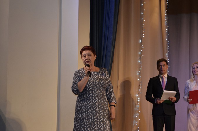 В Наволоках прошел концерт «Вместе возродим и благоустроим город» фото 25