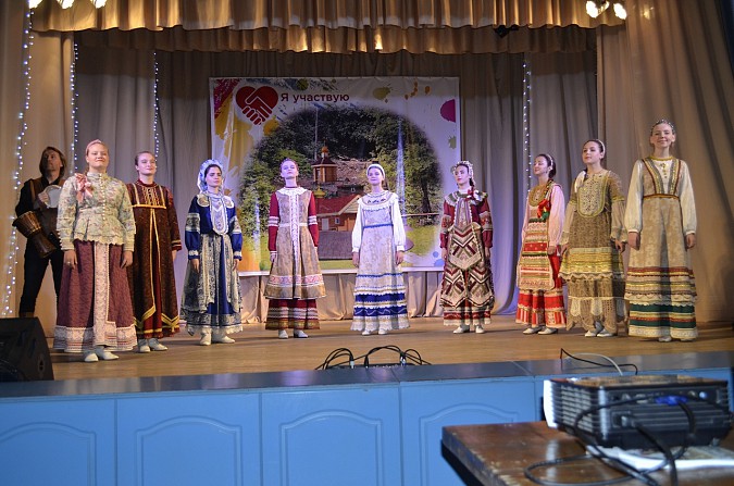 В Наволоках прошел концерт «Вместе возродим и благоустроим город» фото 19