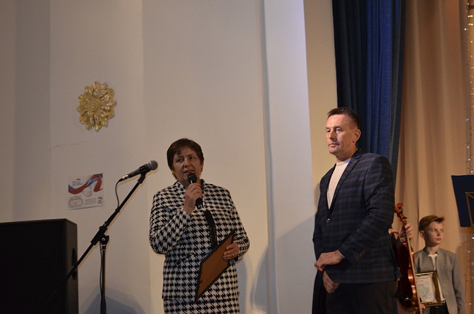 В Наволоках прошел концерт «Вместе возродим и благоустроим город» фото 21