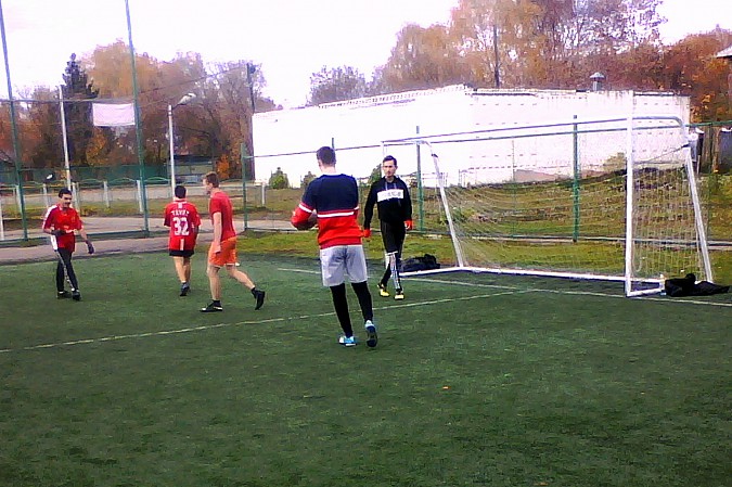 Дворовые футболисты биатлониста Лоскунина выиграли областной турнир «Уличный красава» фото 3