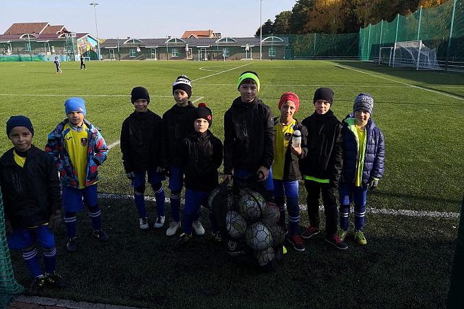 Юные футболисты из «Наших надежд» сыграли на турнире «ЕMERALD CUP» фото 6