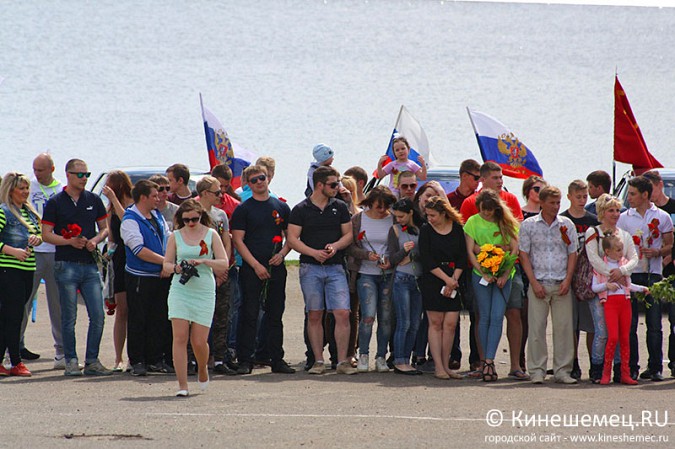Автолюбители Кинешмы провели пробег в честь Дня Победы фото 20