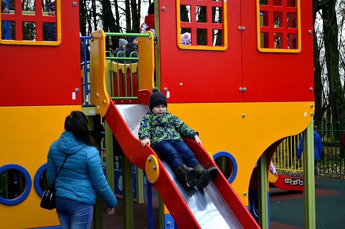 В Наволоках открыли новую детскую игровую площадку фото 20