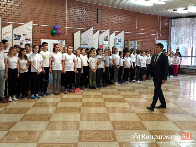 Руководитель Роскомнадзора региона обсудил со школьниками поведение в Интернете фото 5