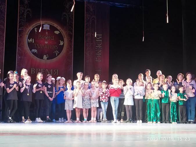 Ансамбль танца «Улыбка» успешно выступил на международном конкурсе фото 4