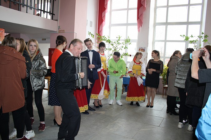 В Наволоках прошла ярмарка образовательных услуг фото 8