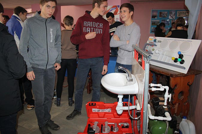 В Наволоках прошла ярмарка образовательных услуг фото 12