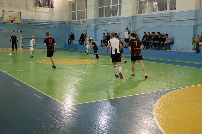 Чемпионат Кинешмы по мини-футболу возглавила команда «Автоагрегат» фото 7