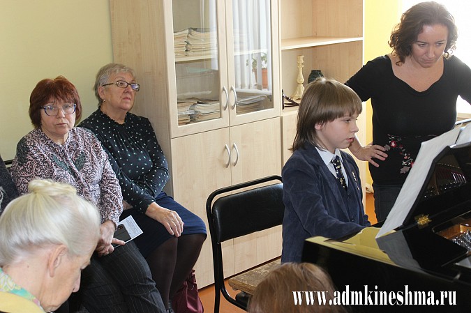 В кинешемской детской школе искусств проходят мастер-классы московских преподавателей фото 2