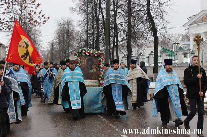 В Кинешме прошел крестный ход фото 3