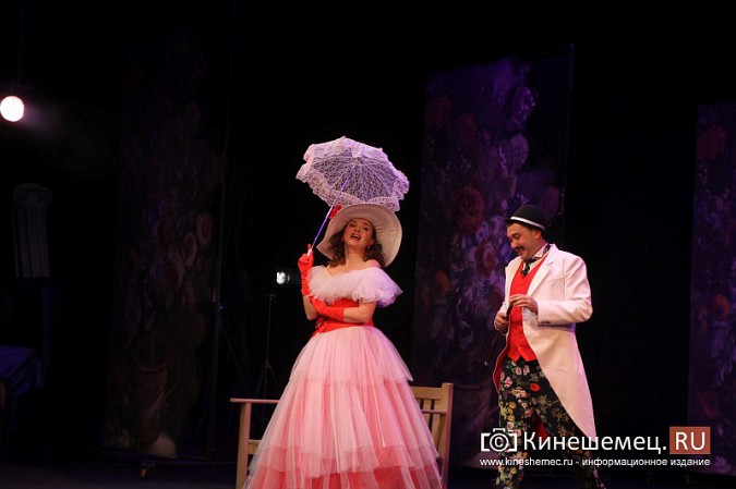 Спектакль «Бешеные деньги» открыл «Большие гастроли» Казачьего театра в Кинешме фото 8