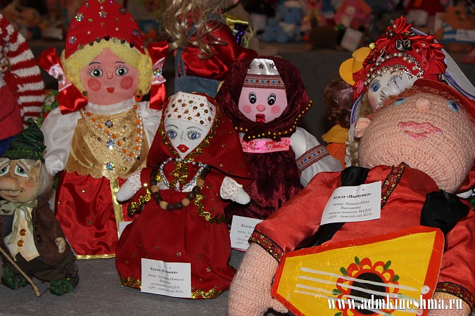 В Кинешме подвели итоги выставки кукол «Кукольных дел мастера» фото 2