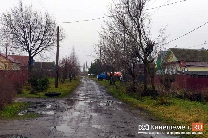 В Кинешме провалилась дорога на улице Тимирязева фото 6