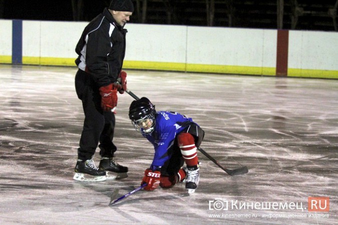 Кинешма первой в Ивановской области залила лед в хоккейной коробке фото 13