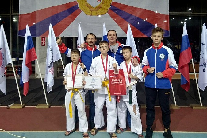 Каратисты из кинешемской школы Олимпийского резерва привезли медали с Первенства мира фото 2