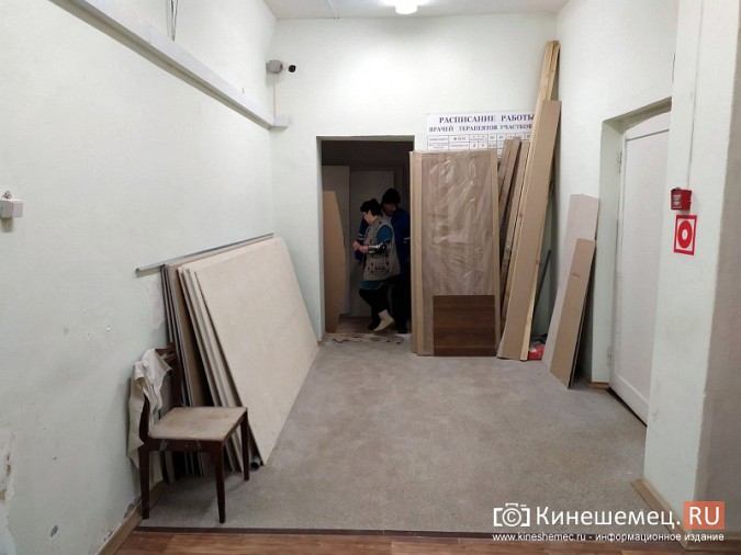 На кинешемской «скорой» продолжается ремонт помещений на первом этаже фото 3