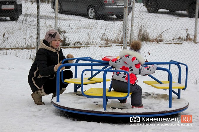 В Кинешме завершается обустройство новых игровых и спортивных площадок фото 21