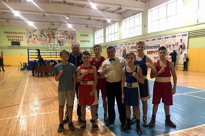 Кинешемские боксеры привезли медали с предновогоднего турнира в Вичуге фото 5
