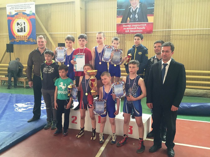 В Кинешемском районе соревновались борцы фото 2