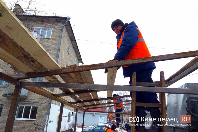 На новом микрорынке на «Чкаловском» возводят конструкцию с крышей фото 3
