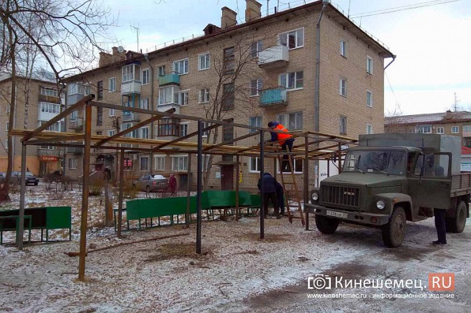 На новом микрорынке на «Чкаловском» возводят конструкцию с крышей фото 5